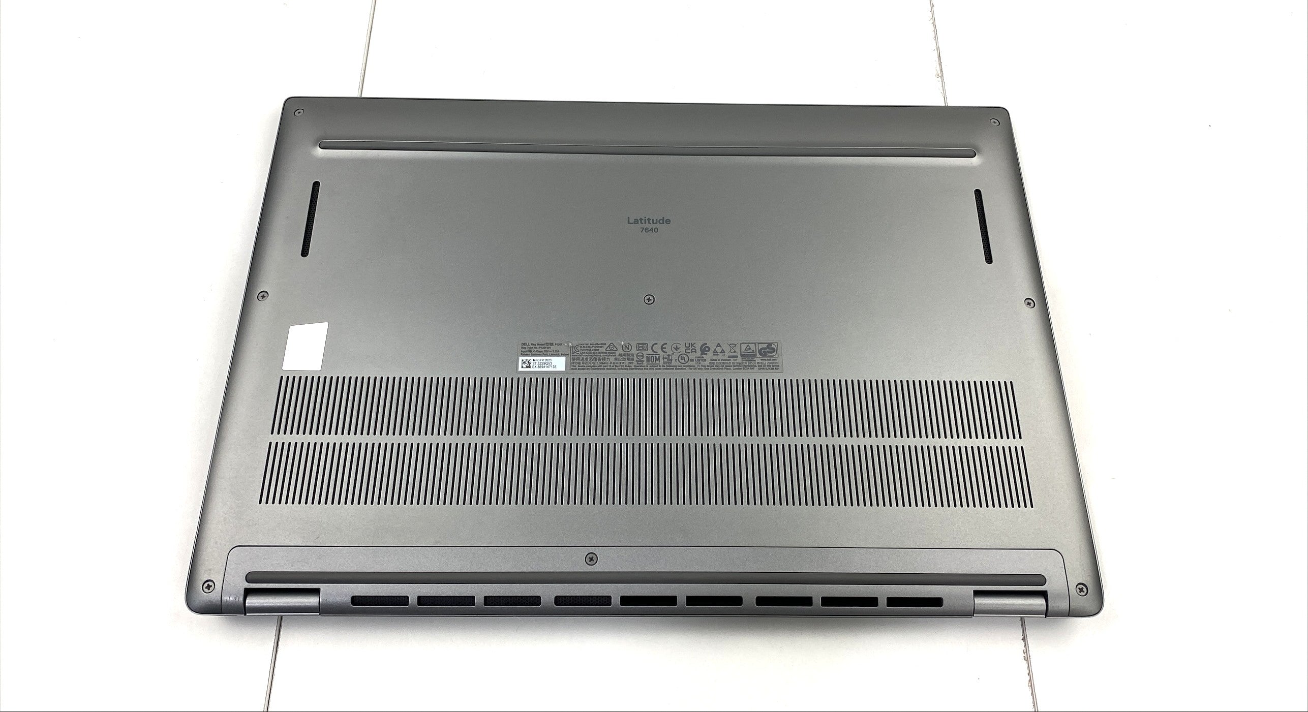 Dell Latitude 7640 15.6" Touchscreen Core i7 13th Gen 1.80GHz 1365U 1.80 GHz 32GB RAM 500GB SSD Windows 11 Pro