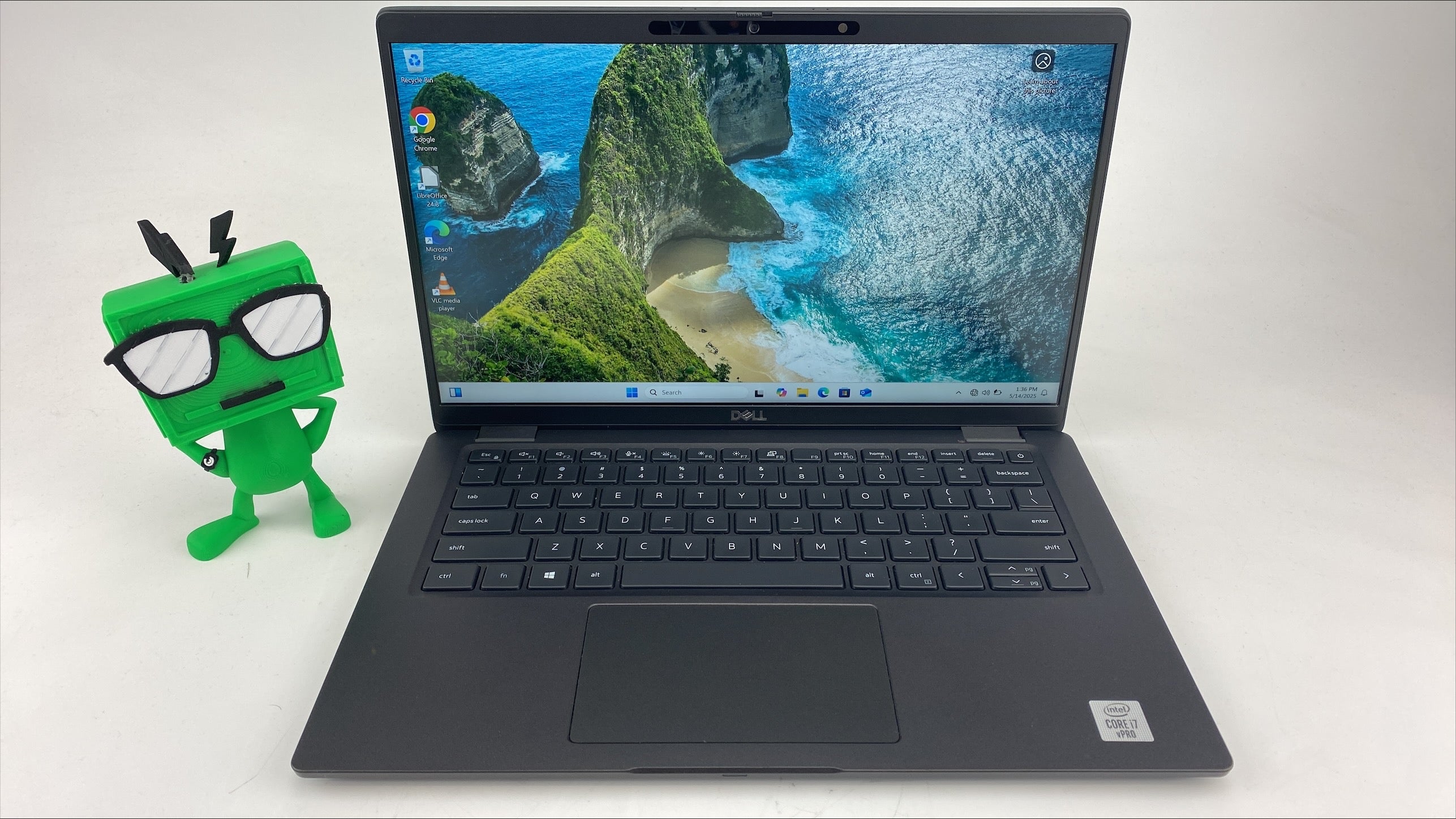 Dell Latitude 7410 Touchscreen 14" Black Core i7-10610U 1.80GHz 16GB RAM 250GB SSD