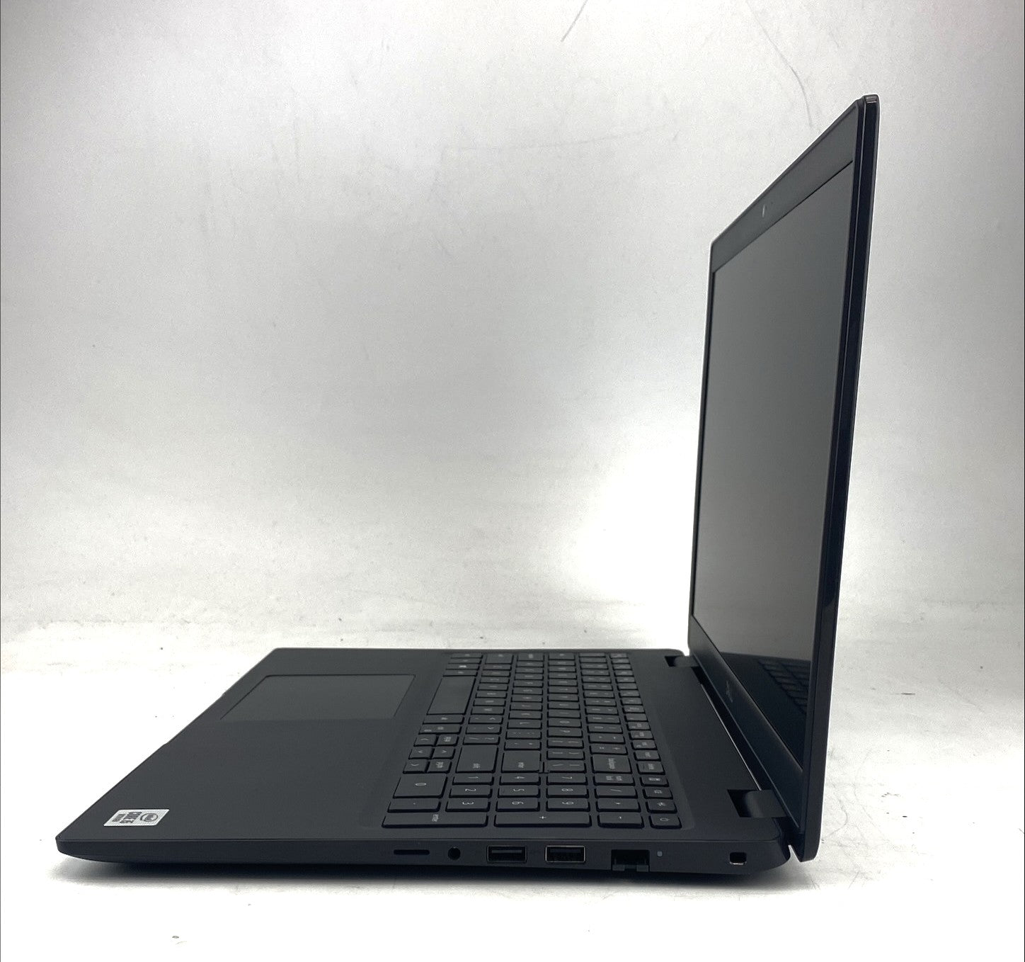 Dell Latitude 3510 Core i5-10210U 1.6GHz 16GB RAM 250GB SSD Windows 11 Pro