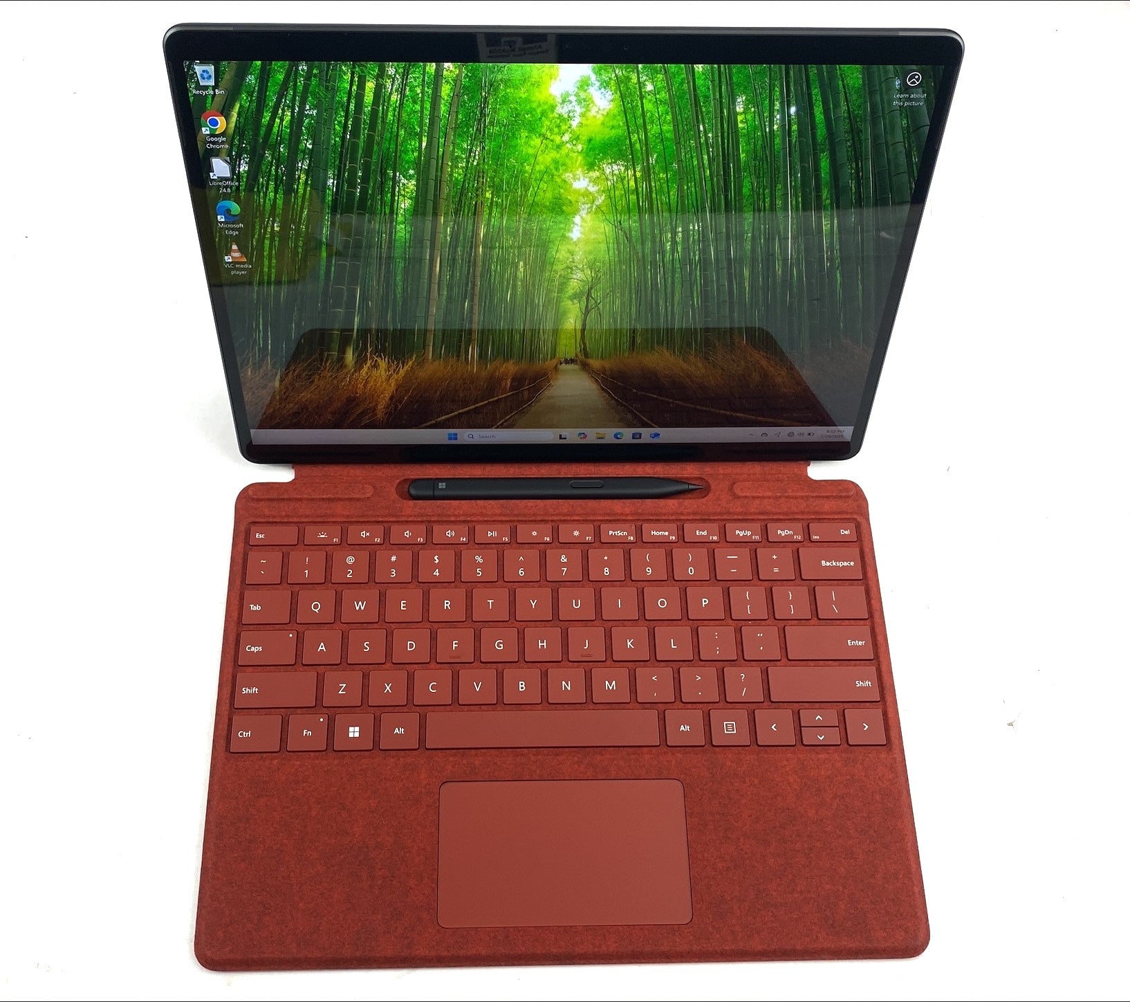 Microsoft Surface Pro 8 Core i7 11th Gen 3.00GHz 1185G7 3.00 GHz 16GB 250GB SSD B