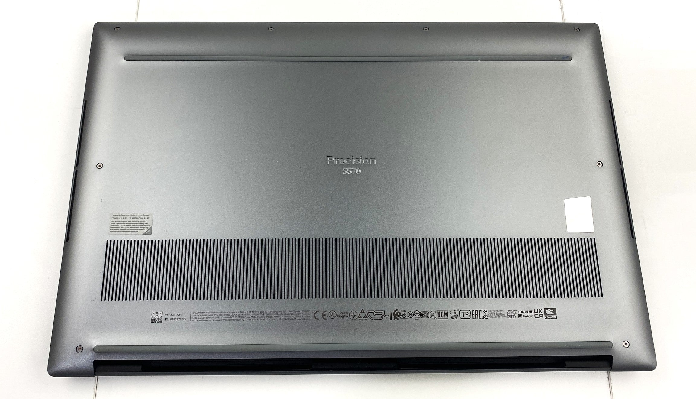 Precision 5570 Core i9 12th Gen 2.50GHz 12900H 5.00 GHz 32GB 1TB SSD