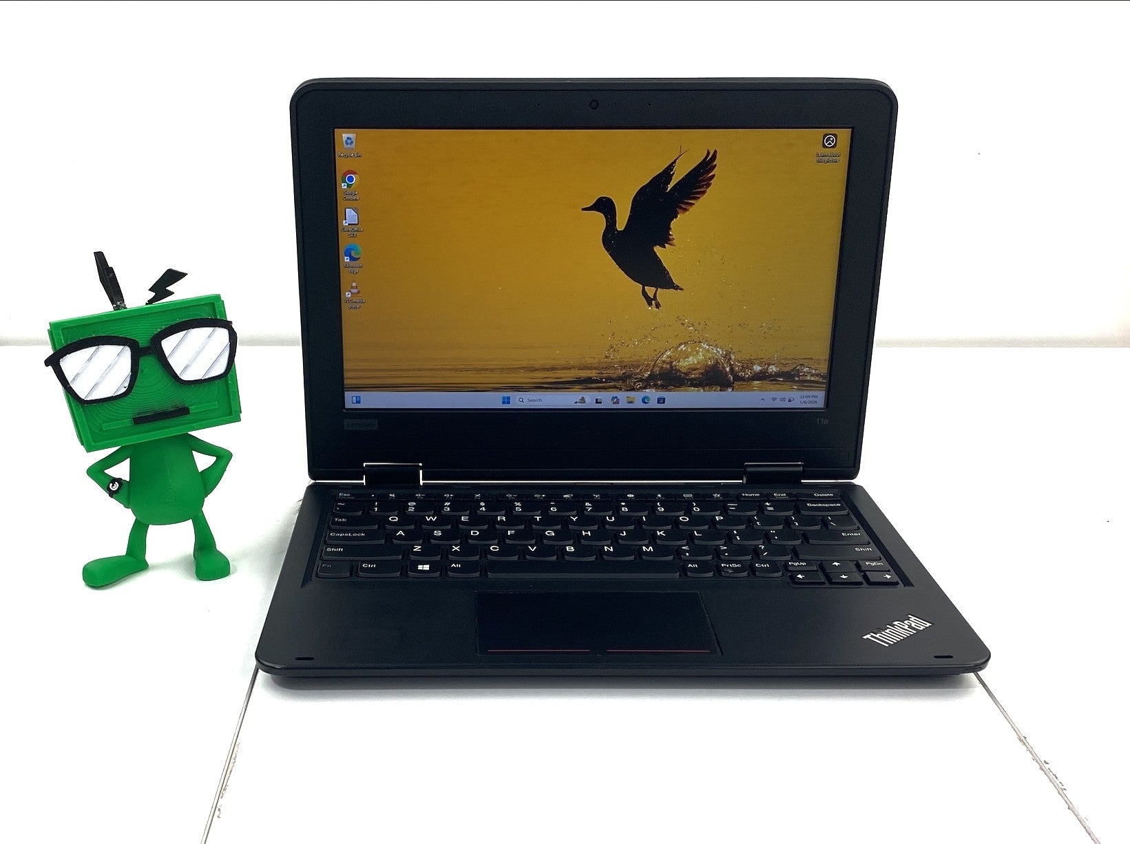 Lenovo ThinkPad 11e 5th Gen Touchscreen Celeron N4120 1.10GHz 1.10GH 8GB RAM 120GB SSD Windows 11 Pro