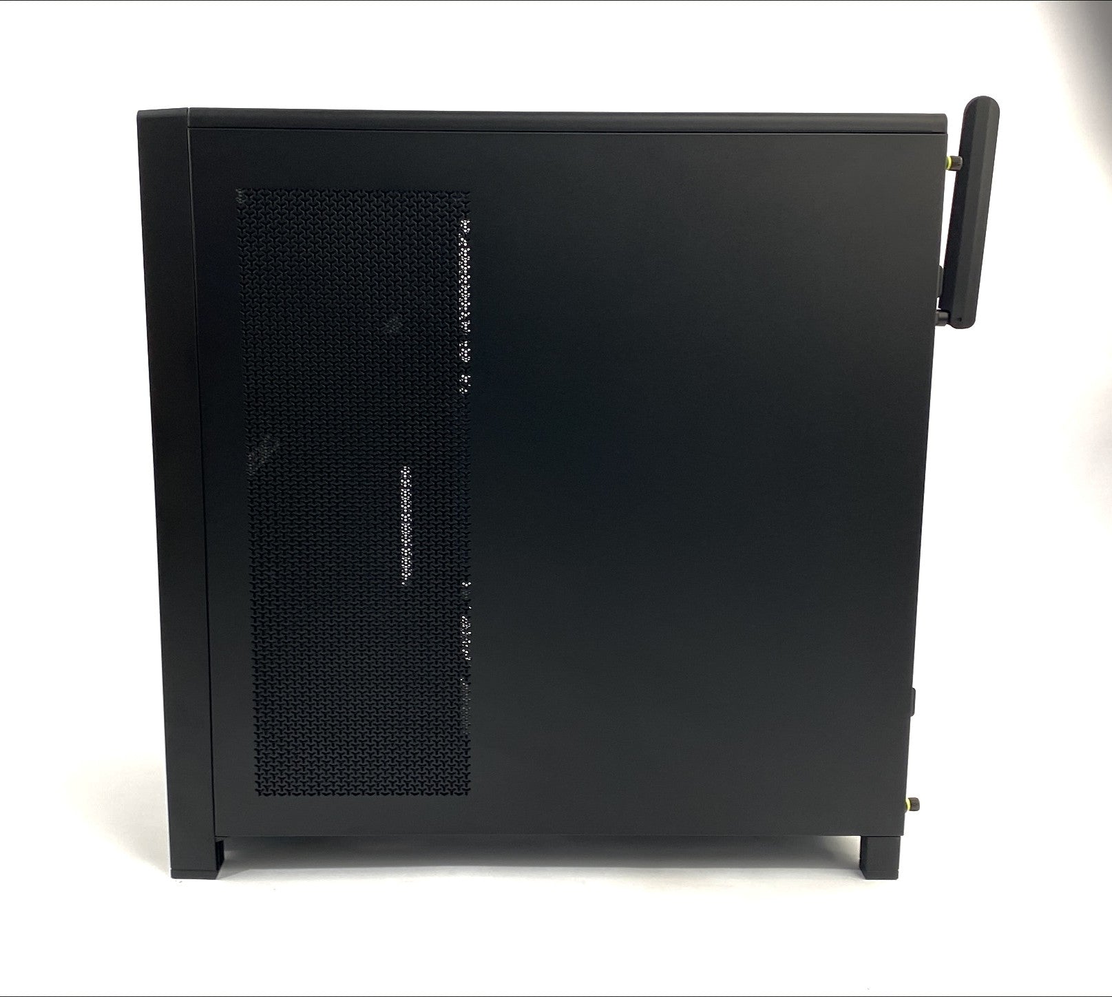 Custom Gaming Build AMD Ryzen 7 9700X 3.8GHz 16GB DDR5 RAM 512GB SSD + 4TB HDD AMD RX7600 GPU Windows 11 Pro