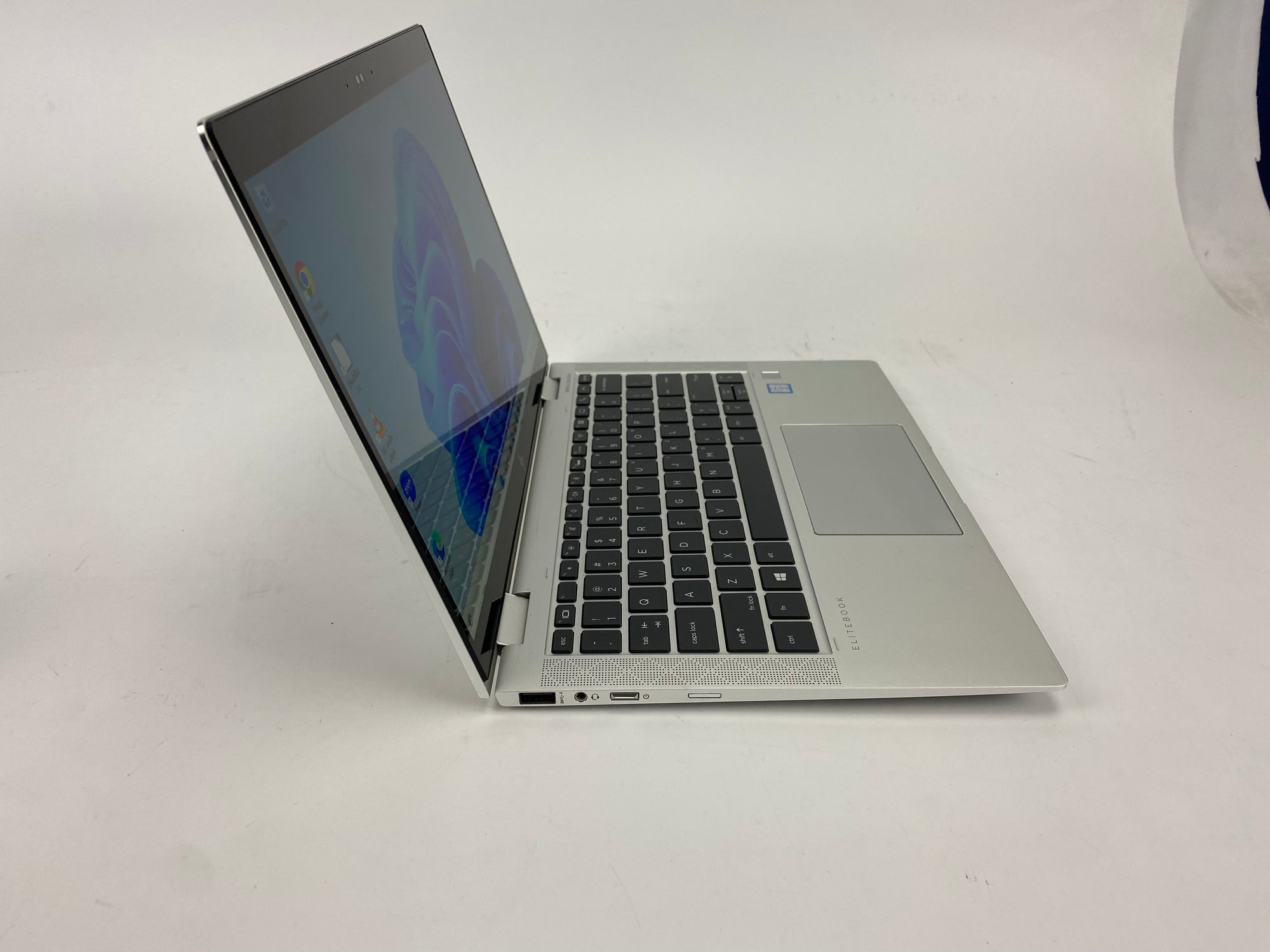 EliteBook x360 1030 G3 Core i7 8th Gen 1.90GHz 8650U 1.9 GHz 16GB 500GB SSD B