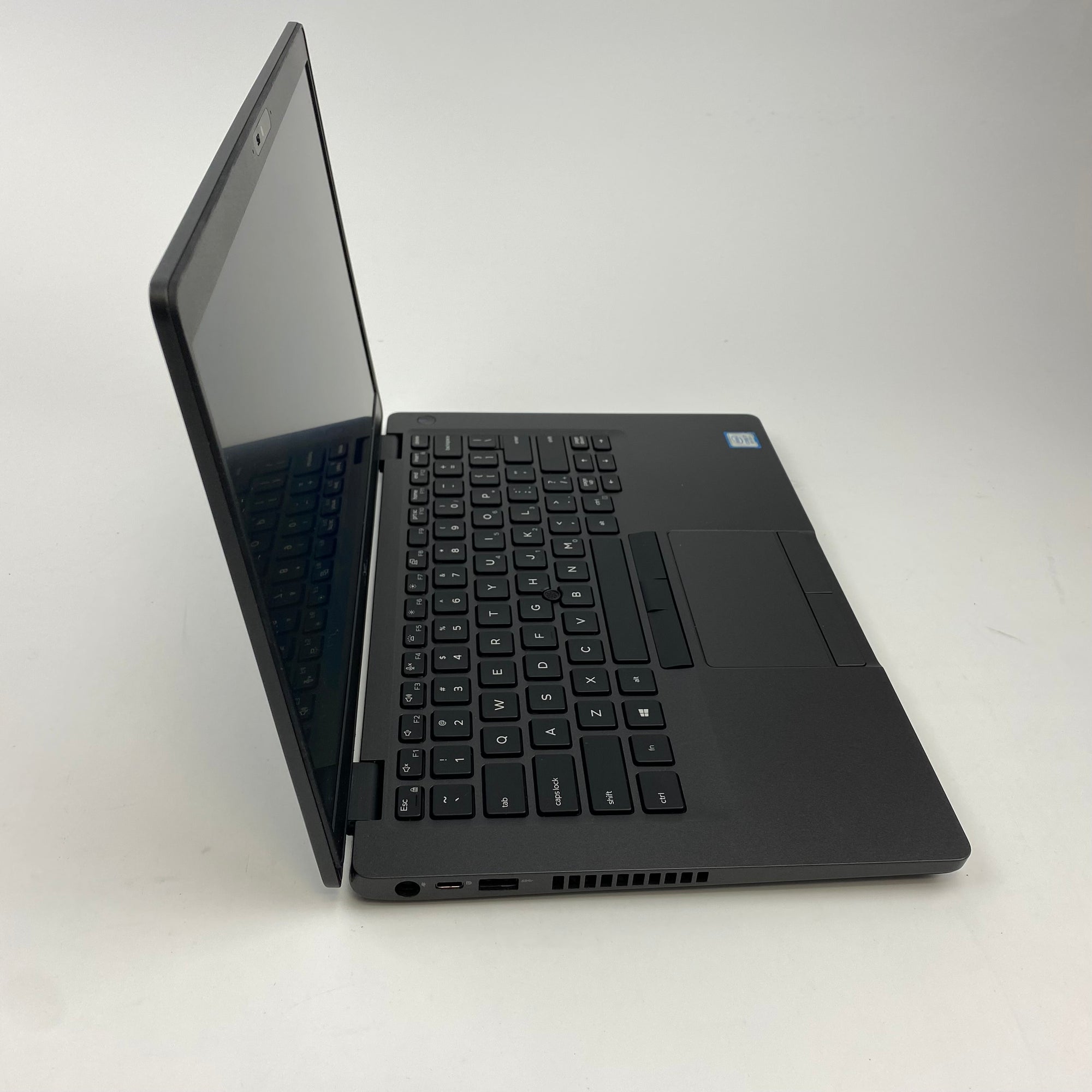 Dell Latitude 5400 Core i7 8th Gen 1.90GHz 8665U 1.9 GHz 16GB 500GB SSD B