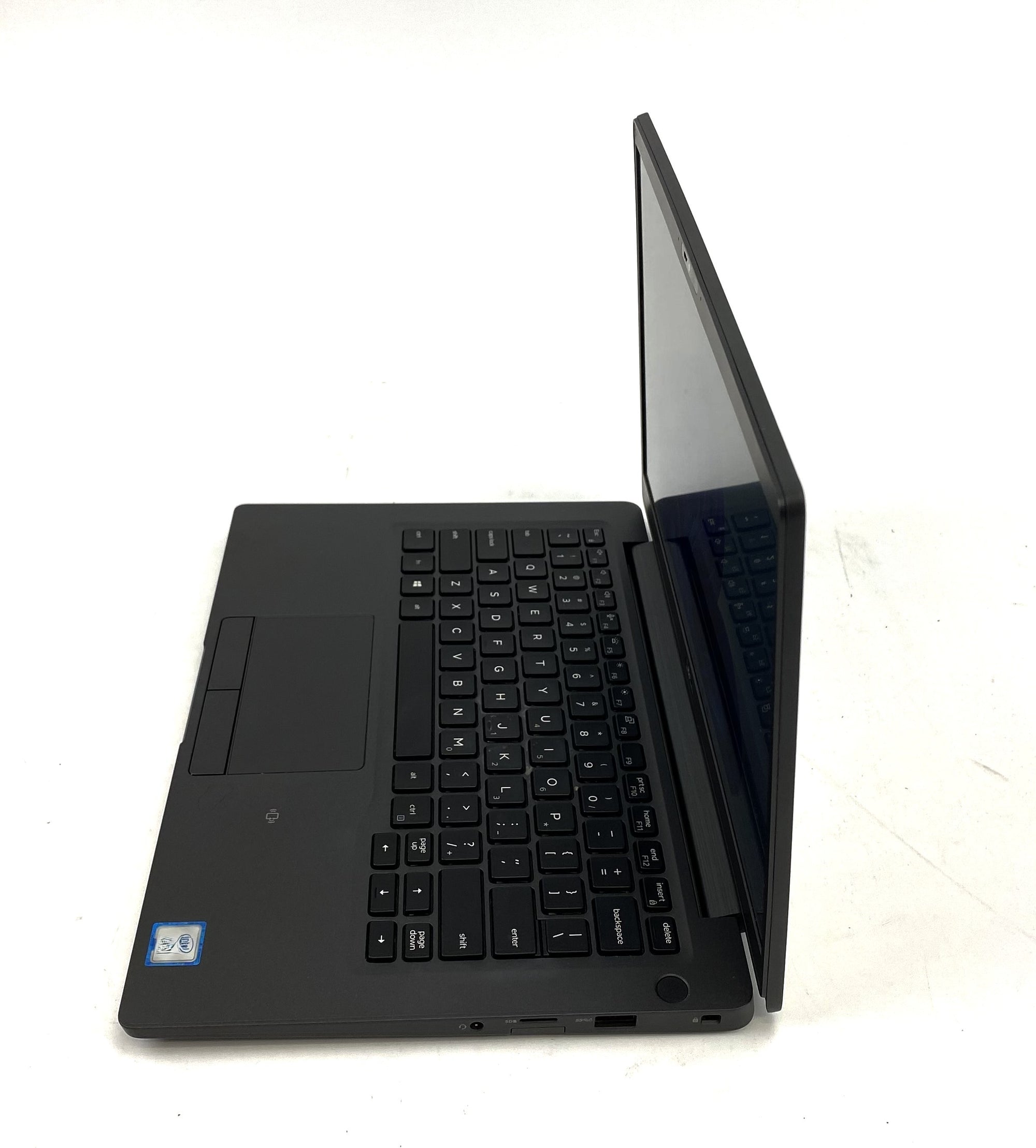 Dell Latitude 7300 Core i7 8th Gen 1.90GHz 8665U 1.9 GHz 16GB 250GB SSD B