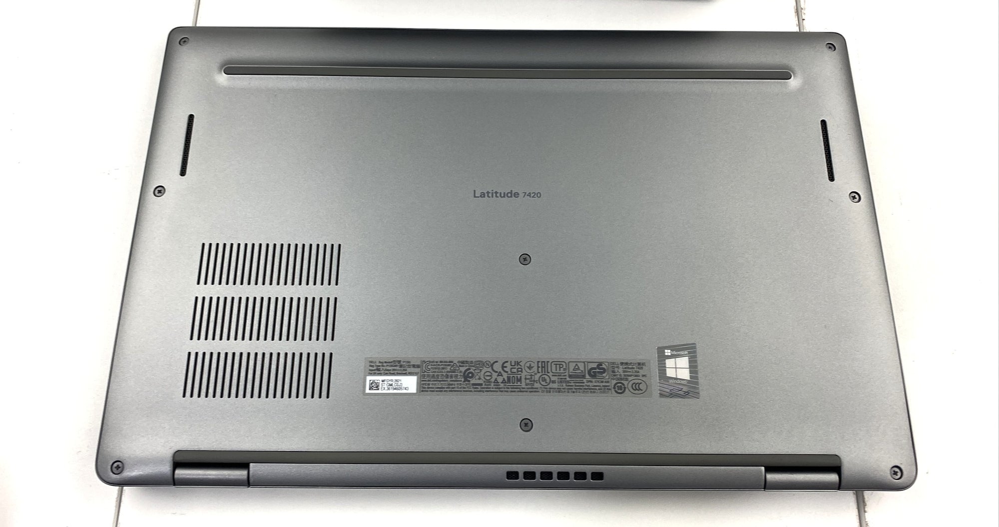 Latitude 7420 2-in-1 Core i7 11th Gen 3.00GHz 1185G7 3.00 GHz 16GB 500GB SSD B
