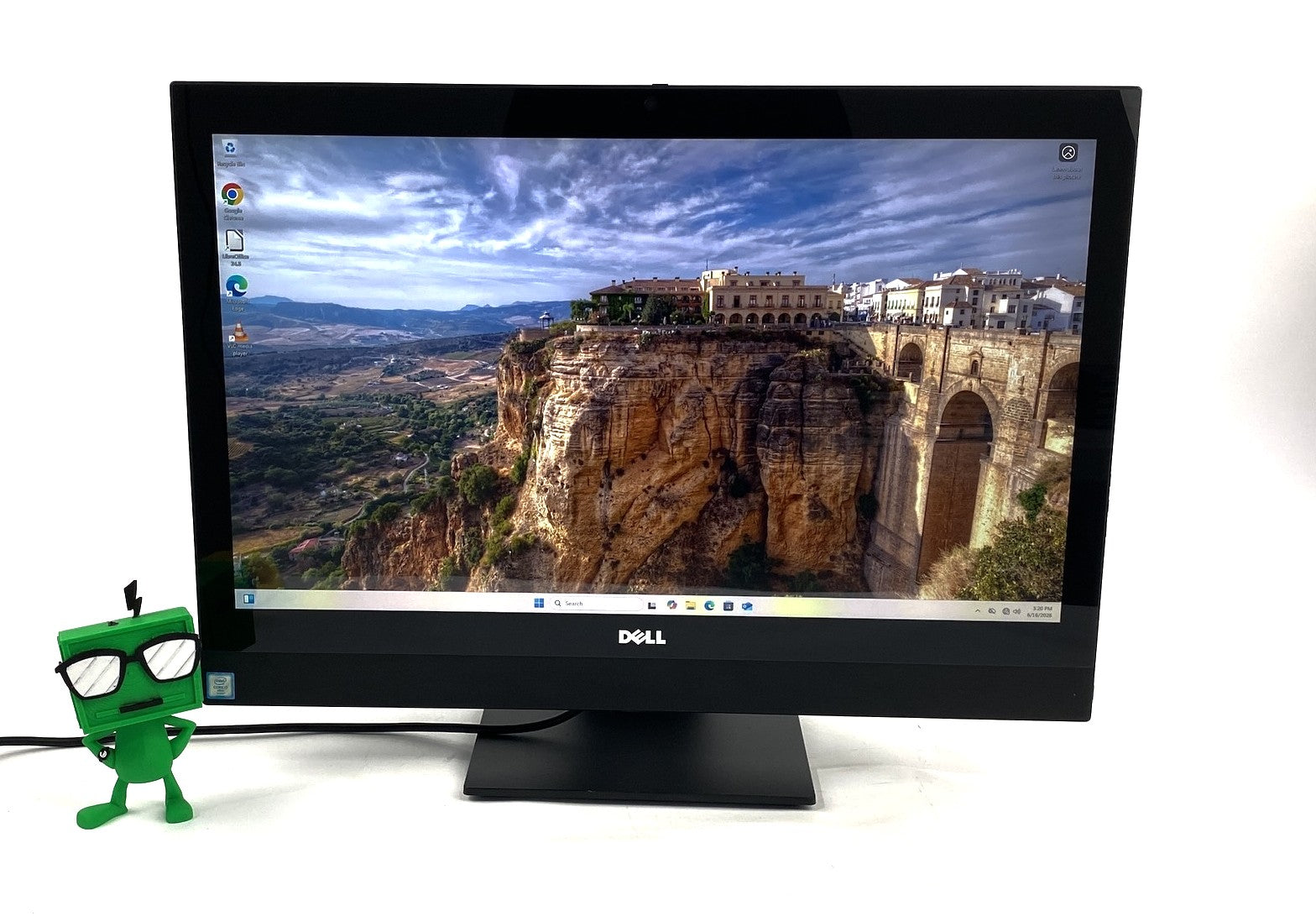 Dell OptiPlex 7440 Touchscreen All-In-One Series Core i7 6th Gen 3.40GHz 6700 3.40GHz 8GB RAM 120GB SSD