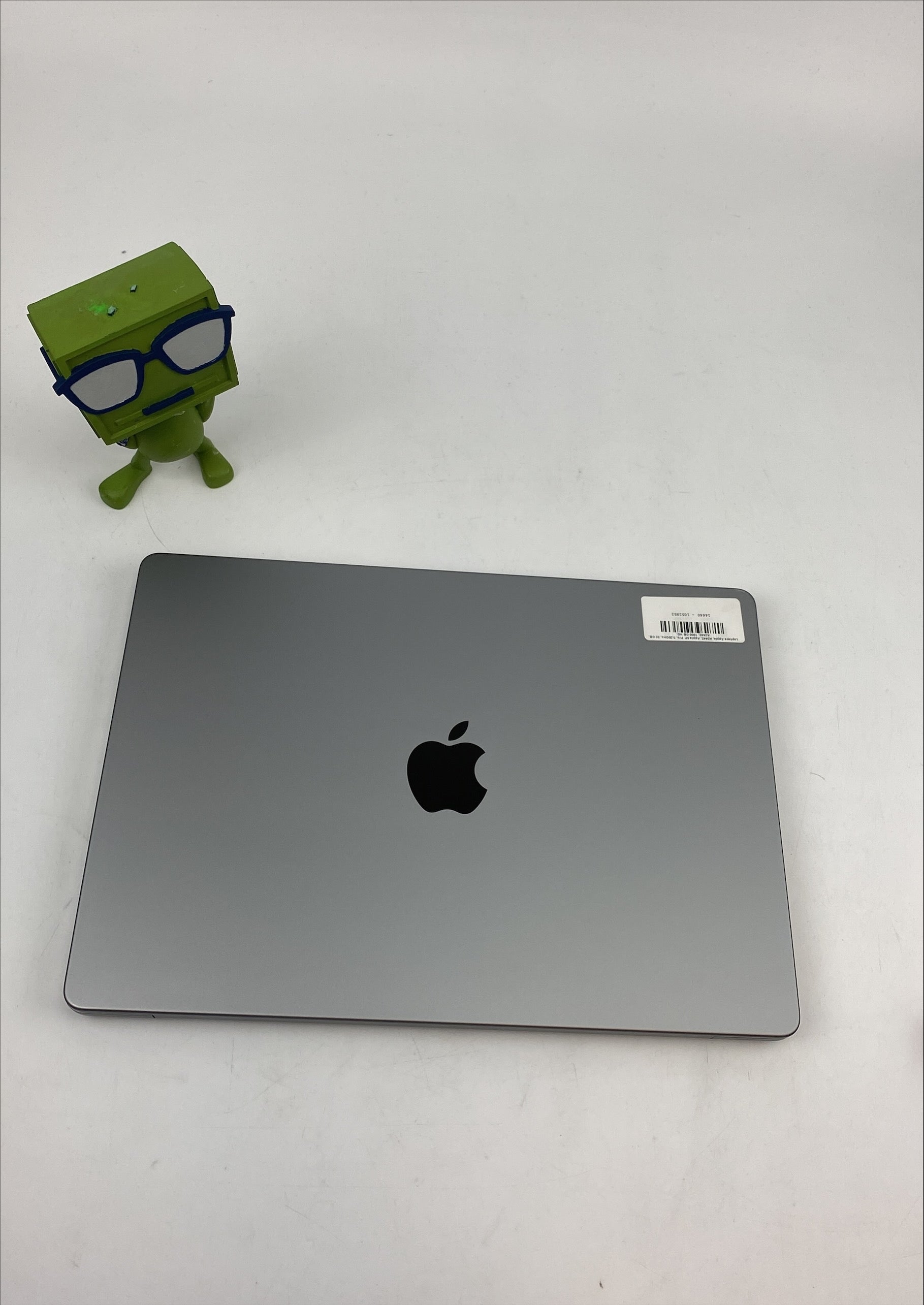 A2485 EMC 3651 (2021) M1 PRO 1st Gen 3.2GHz 3.20GHz 16GB 1TB eMMC B