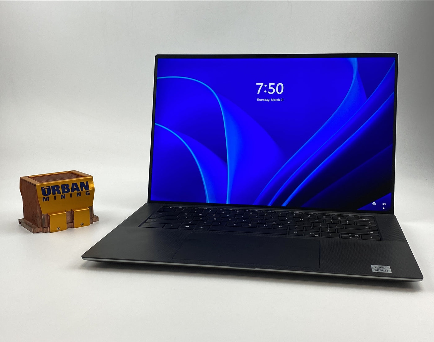 Dell Precision 5550 P91f001 Core i7 11th Gen 2.50GHz 11850H 2.50 GHz 32GB 500GB SSD B