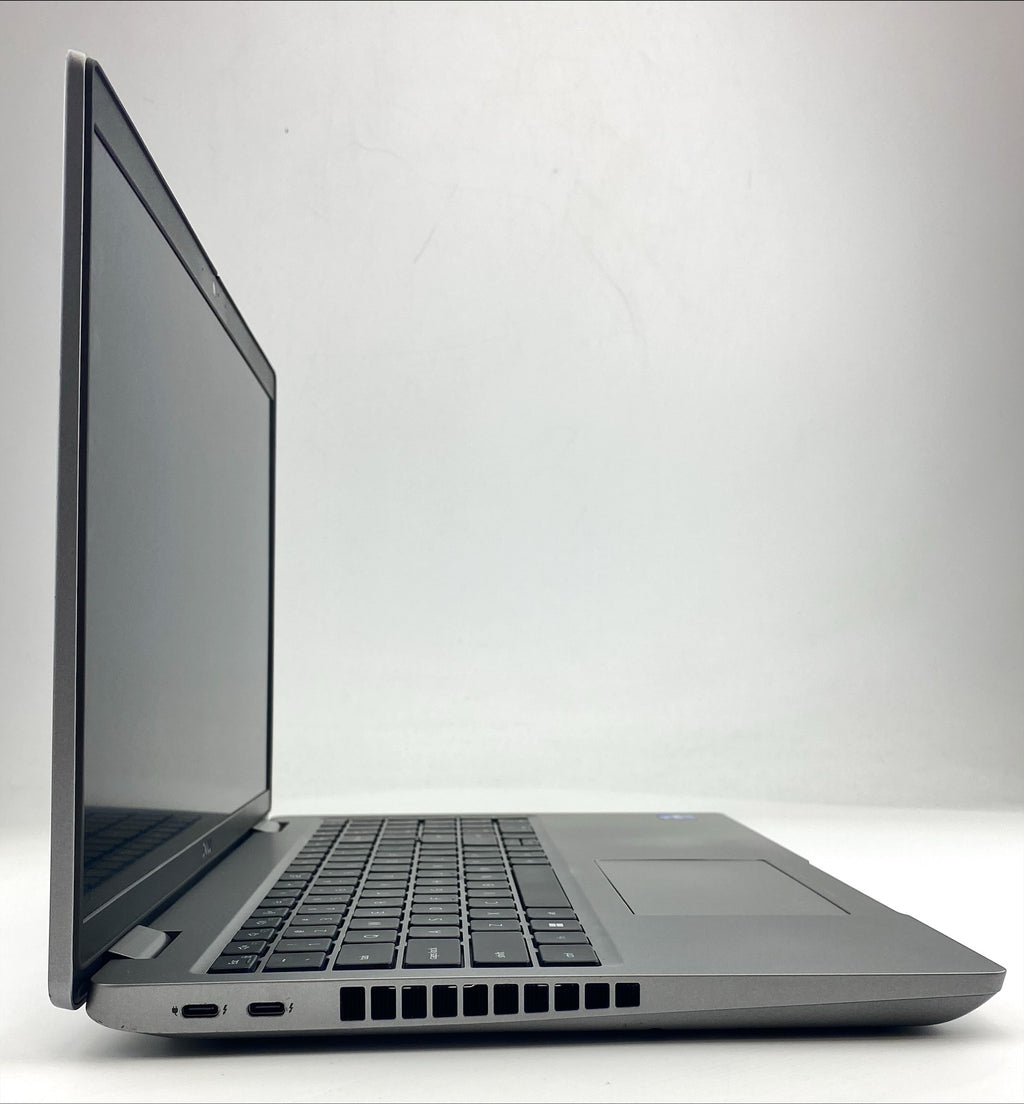 Dell Precision 3561 Core i7 11th Gen 2.50GHz 11850H 2.50 GHz 32GB 500GB SSD B
