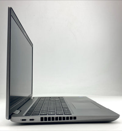 Dell Precision 3561 Core i7 11th Gen 2.50GHz 11850H 2.50 GHz 32GB 500GB SSD B