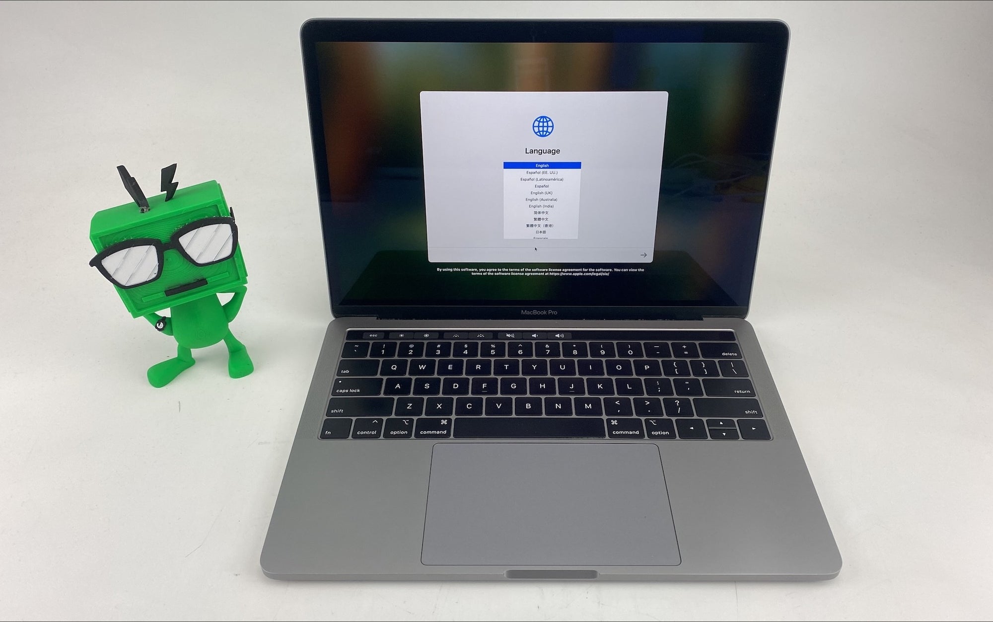 MacBook Pro A1989 EMC 3358 (2019) Core i5 8th Gen 2.40GHz 8279U 2.4 GHz 16GB 500GB eMMC B