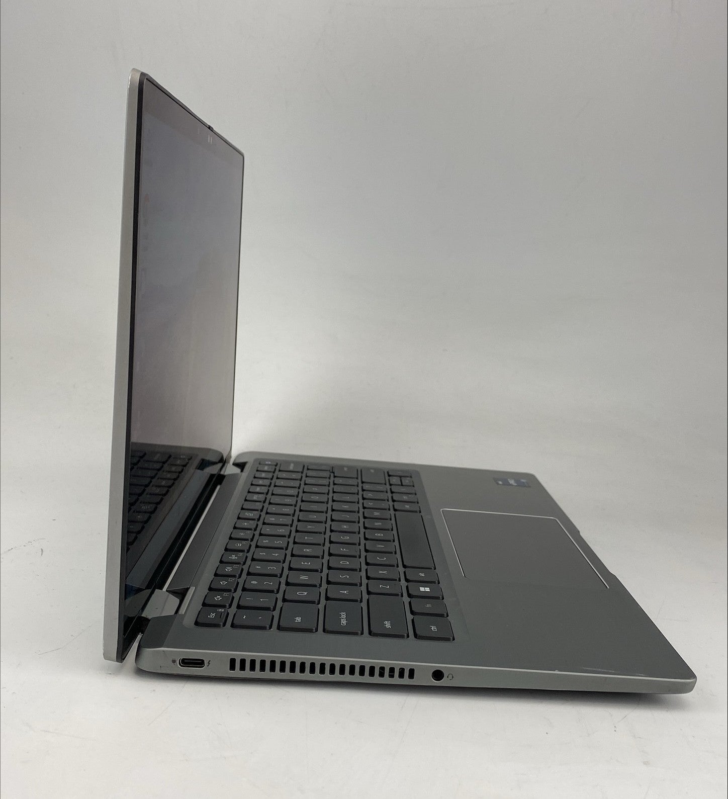 Dell Latitude 7430 2-in-1 Core i7 12th Gen 1.80GHz 1265U 4.80 GHz 32GB 500GB SSD B