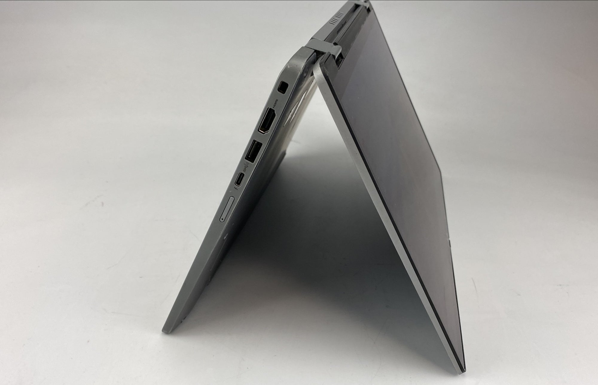 Dell Latitude 7430 2-in-1 Core i7 12th Gen 1.80GHz 1265U 4.80 GHz 32GB 500GB SSD B