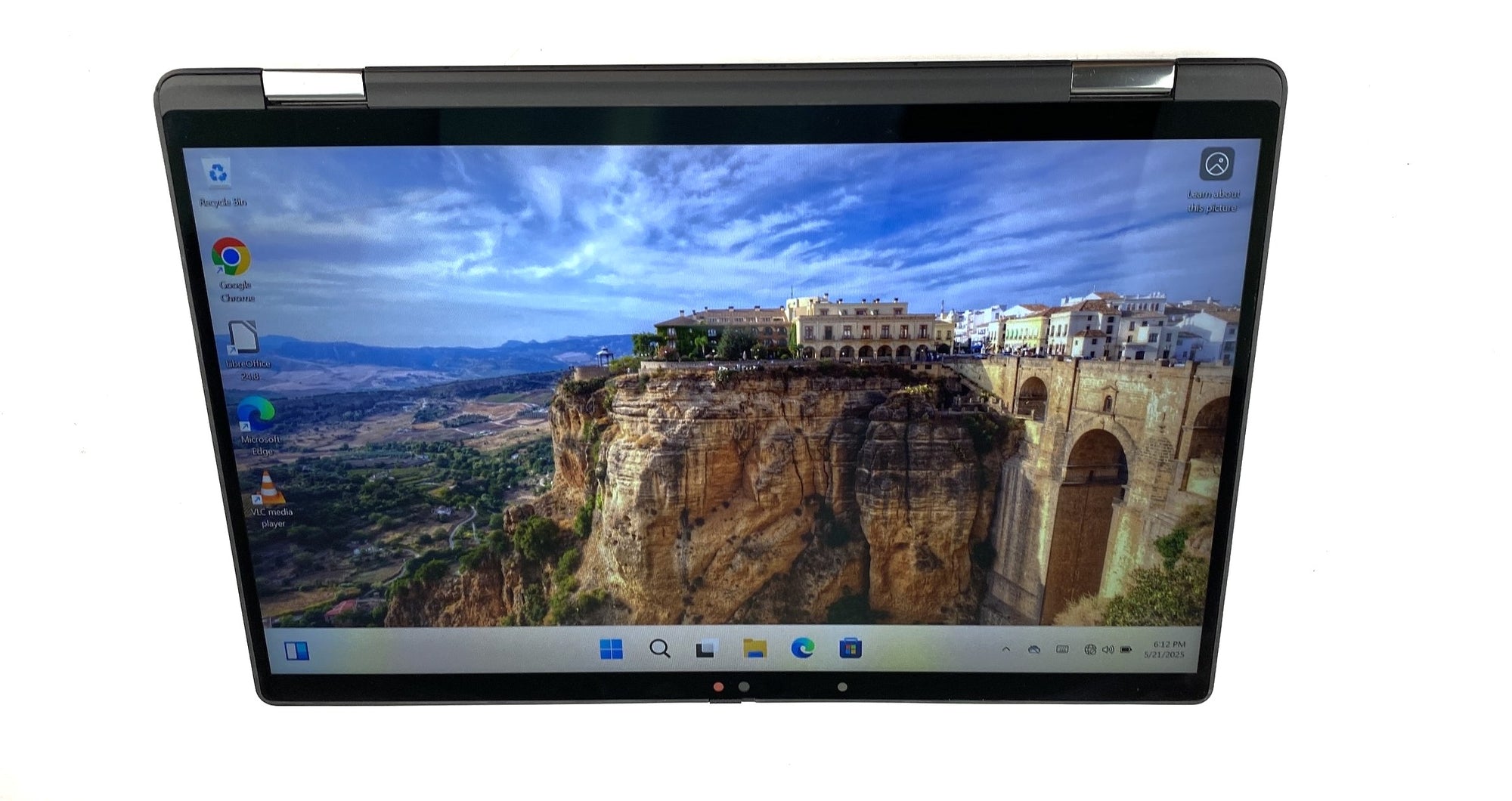Dell Latitude 7430 Core i7 12th Gen 1.80GHz 1265U 4.80 GHz 32GB 500GB SSD B