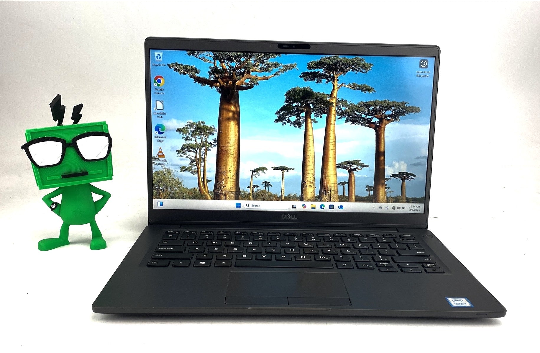 Dell Latitude 7400 Black 14" Core i5-8265U 1.60GHz 16GB RAM 250GB SSD Windows 11 Pro