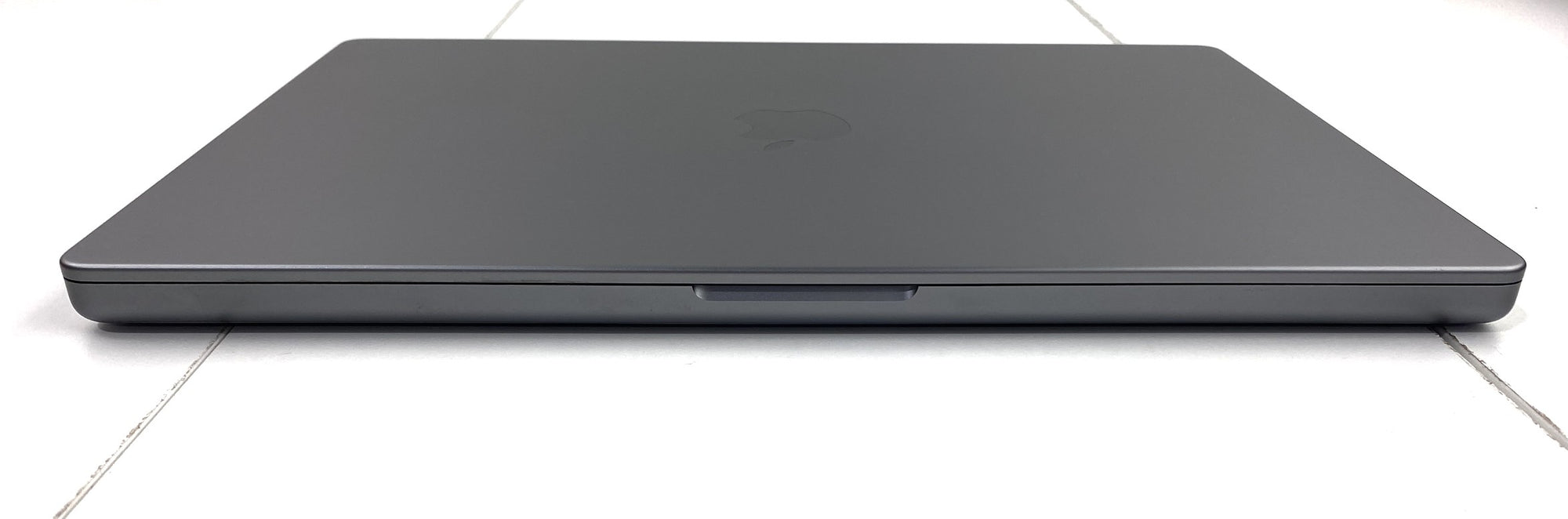 MacBook Pro A2485 EMC 3651 (2021) M1 PRO 1st Gen 3.2GHz 3.20GHz 16GB 1TB eMMC B