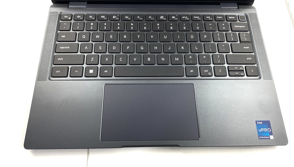 Dell Latitude 9430 Core i7 12th Gen 1.80GHz 1265U 4.80 GHz 16GB 250GB SSD B