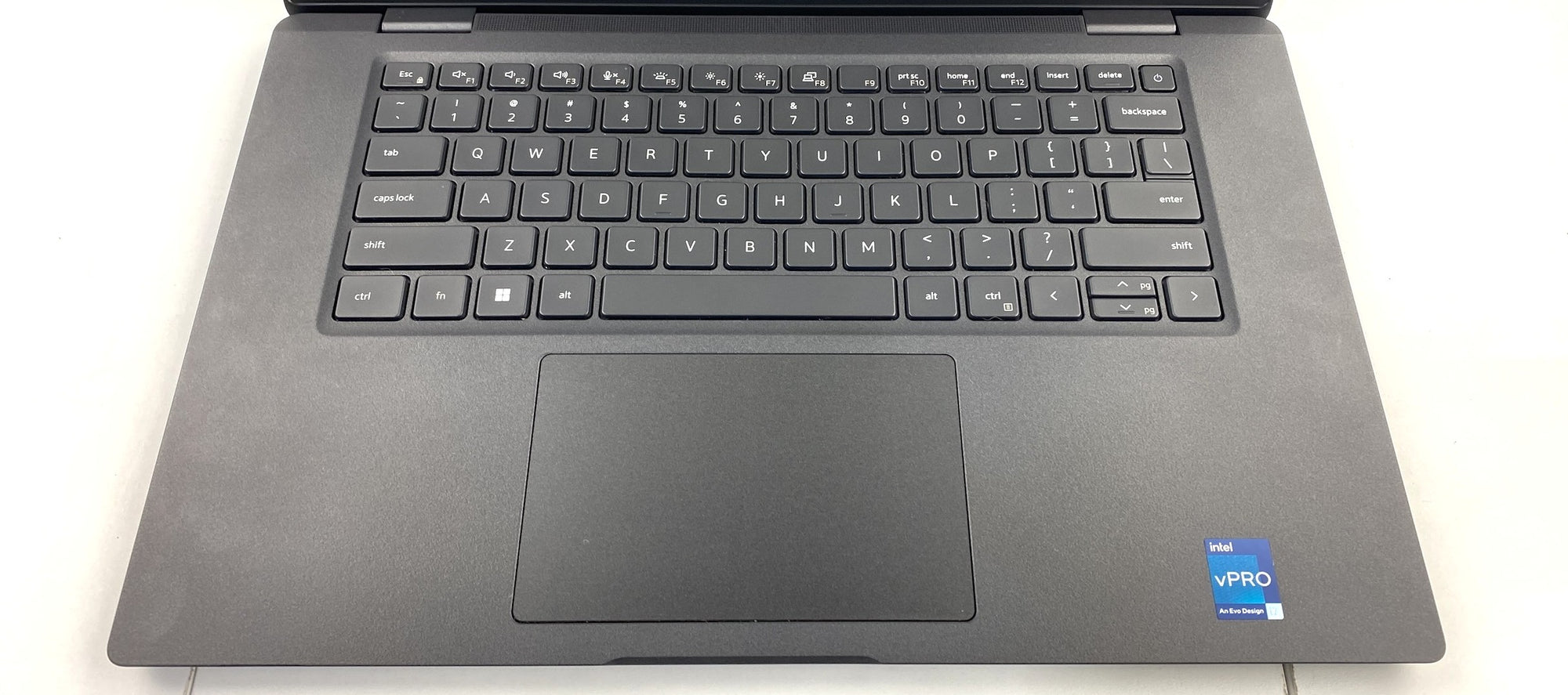 Dell Latitude 7530 Core i7 12th Gen 1.80GHz 1265U 4.80 GHz 32GB 500GB SSD B