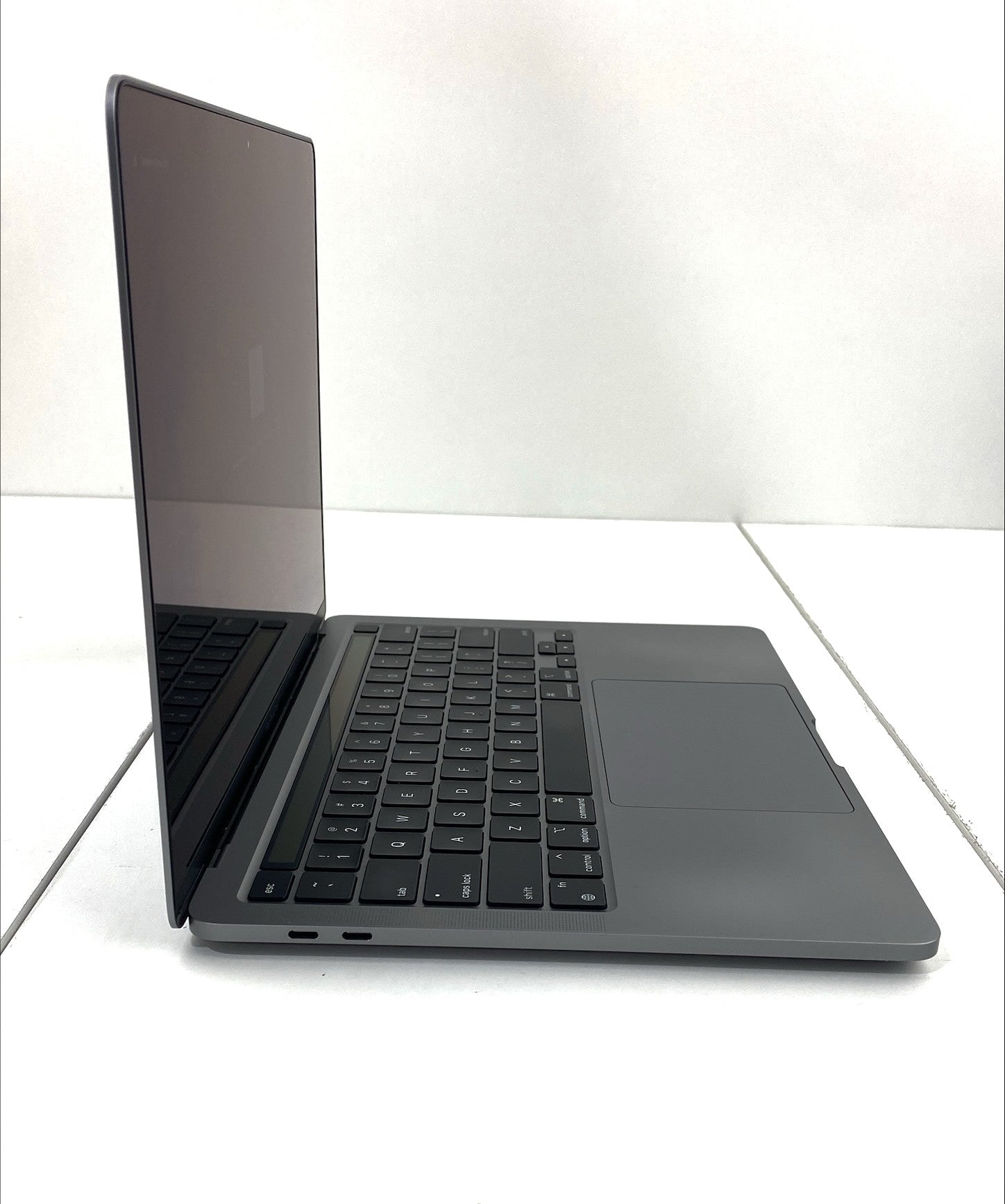 MacBook Pro A2338 EMC 3578 (2020) M1 3.20GHz 3.20GHz 16GB 500GB eMMC B