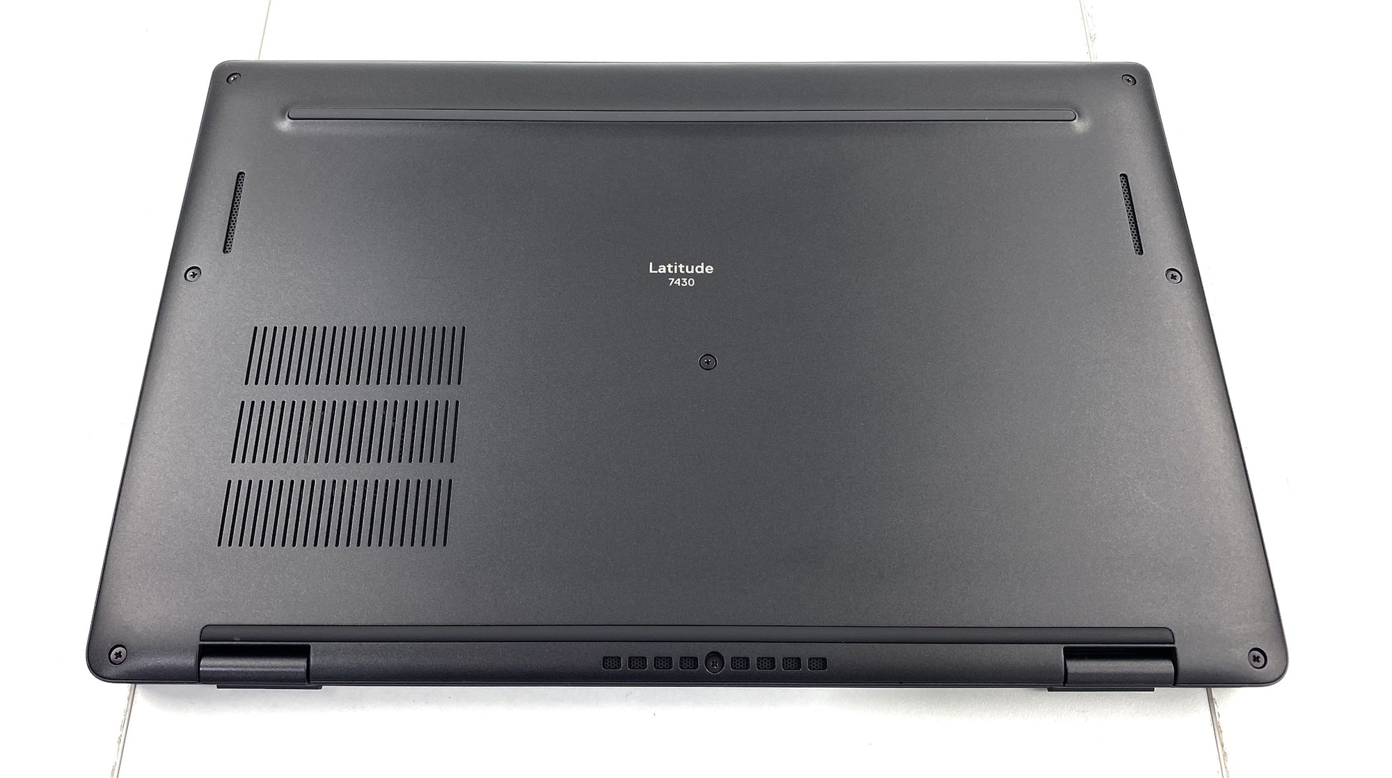 Dell Latitude 7430 Core i7 12th Gen 1.80GHz 1265U 4.80 GHz 16GB 250GB SSD B