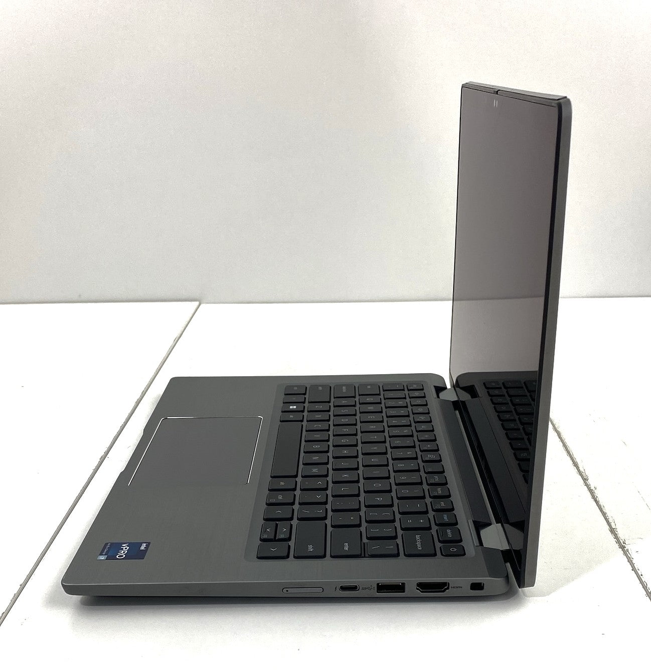 Dell Latitude 7430 Core i7 12th Gen 1.80GHz 1265U 4.80 GHz 32GB 500GB SSD B