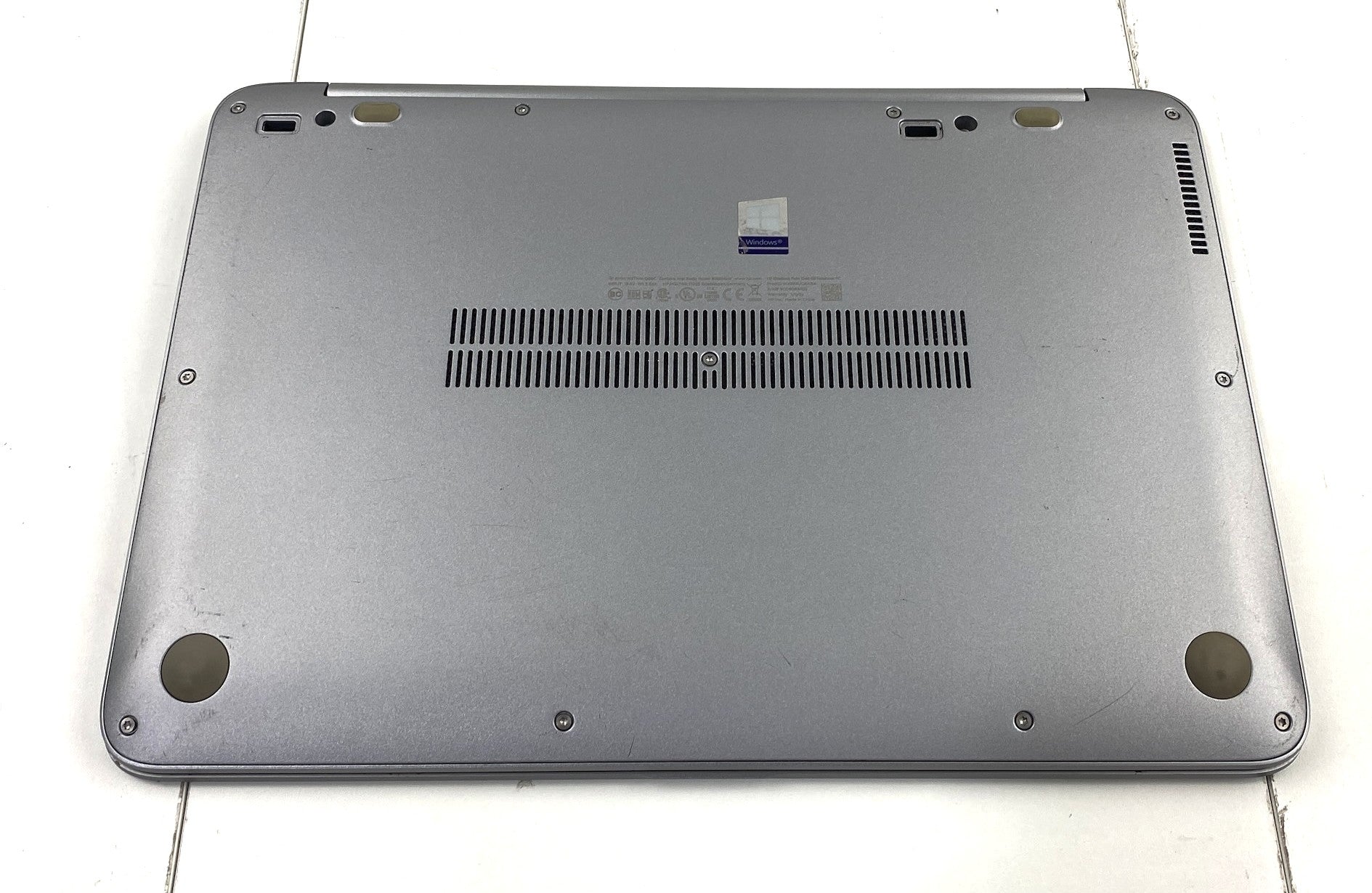 HP EliteBook Folio 1040 G3 Touch Screen Core i5 6th Gen 2.40GHz 6300U 2.4 GHz 8GB 120GB SSD B