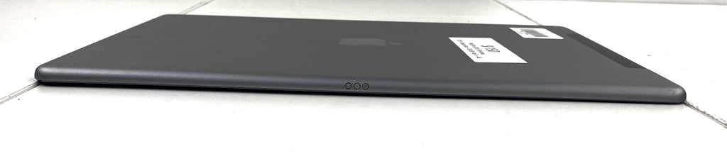 iPad Pro (12.9-inch) 2015 A1652 128GB Silver 12.9 B