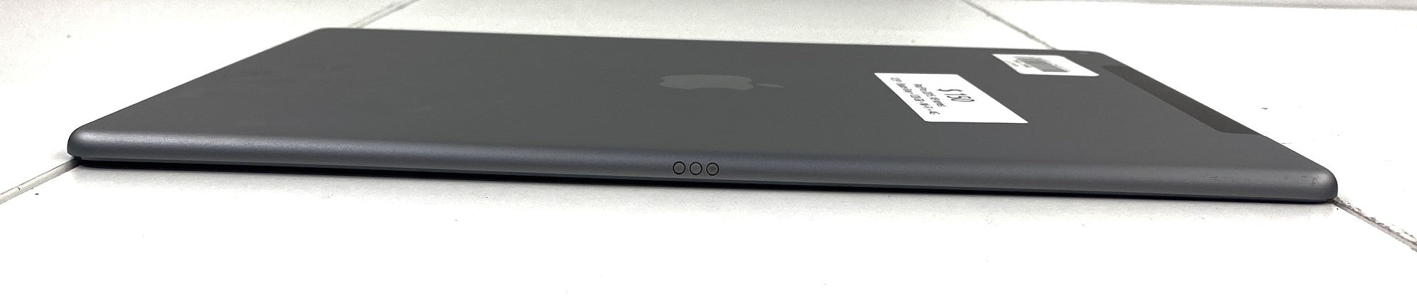 iPad Pro (12.9-inch) 2015 A1652 128GB Silver 12.9 B