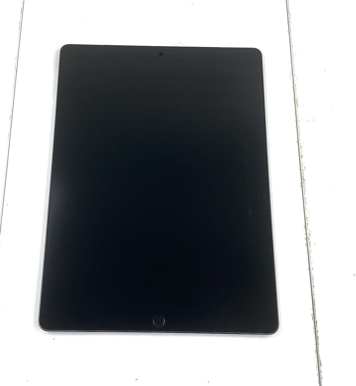Apple iPad Pro (12.9-inch) 2015 A1652 12.9" 4G 128GB Bluetooth, Wi-Fi, Cellular AT&T CDMA/GSM Silver B
