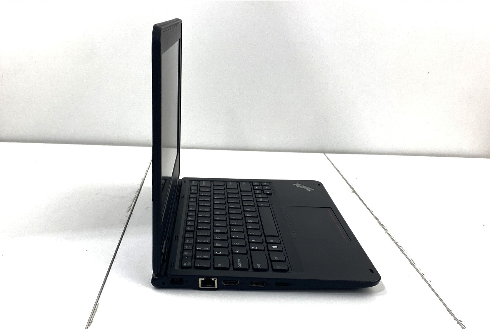 Lenovo ThinkPad 11e 5th Gen Celeron N4100 1.10GHz 1.10GHz 8GB 120GB SSD B