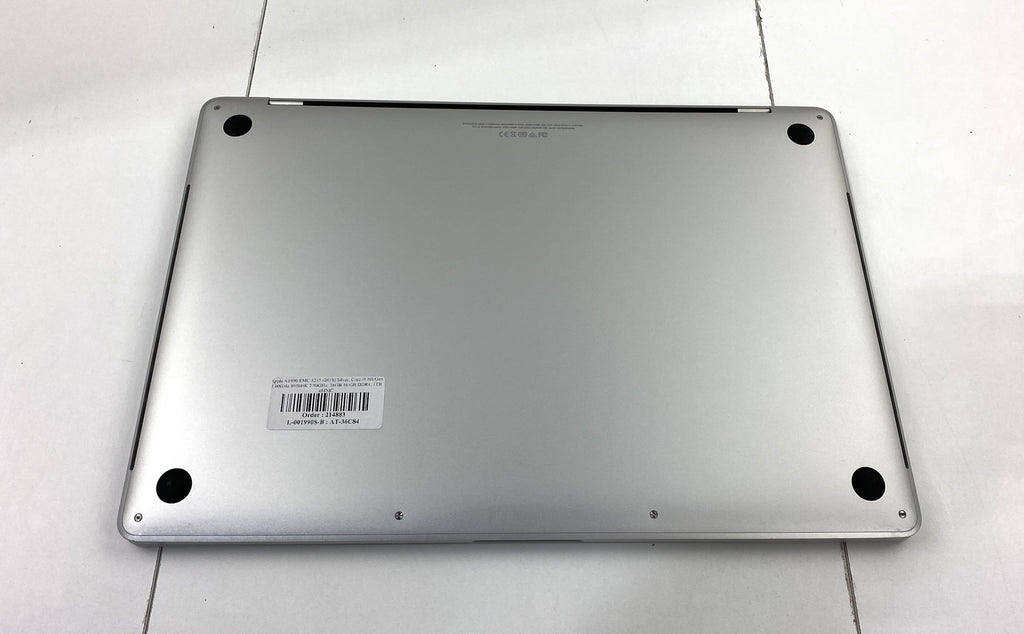 MacBook Pro A1990 EMC 3215 (2018) Silver Core i9 8th Gen 2.90GHz 8950HK 2.90GHz 16GB 1TB eMMC B
