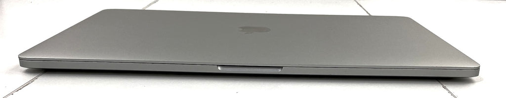 MacBook Pro A1990 EMC 3215 (2018) Silver Core i9 8th Gen 2.90GHz 8950HK 2.90GHz 16GB 1TB eMMC B