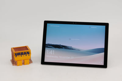 Microsoft Surface Pro 4 12.3” Touch i5-6300U 2.4GHz 4GB RAM 120GB SSD Win 10 Pro