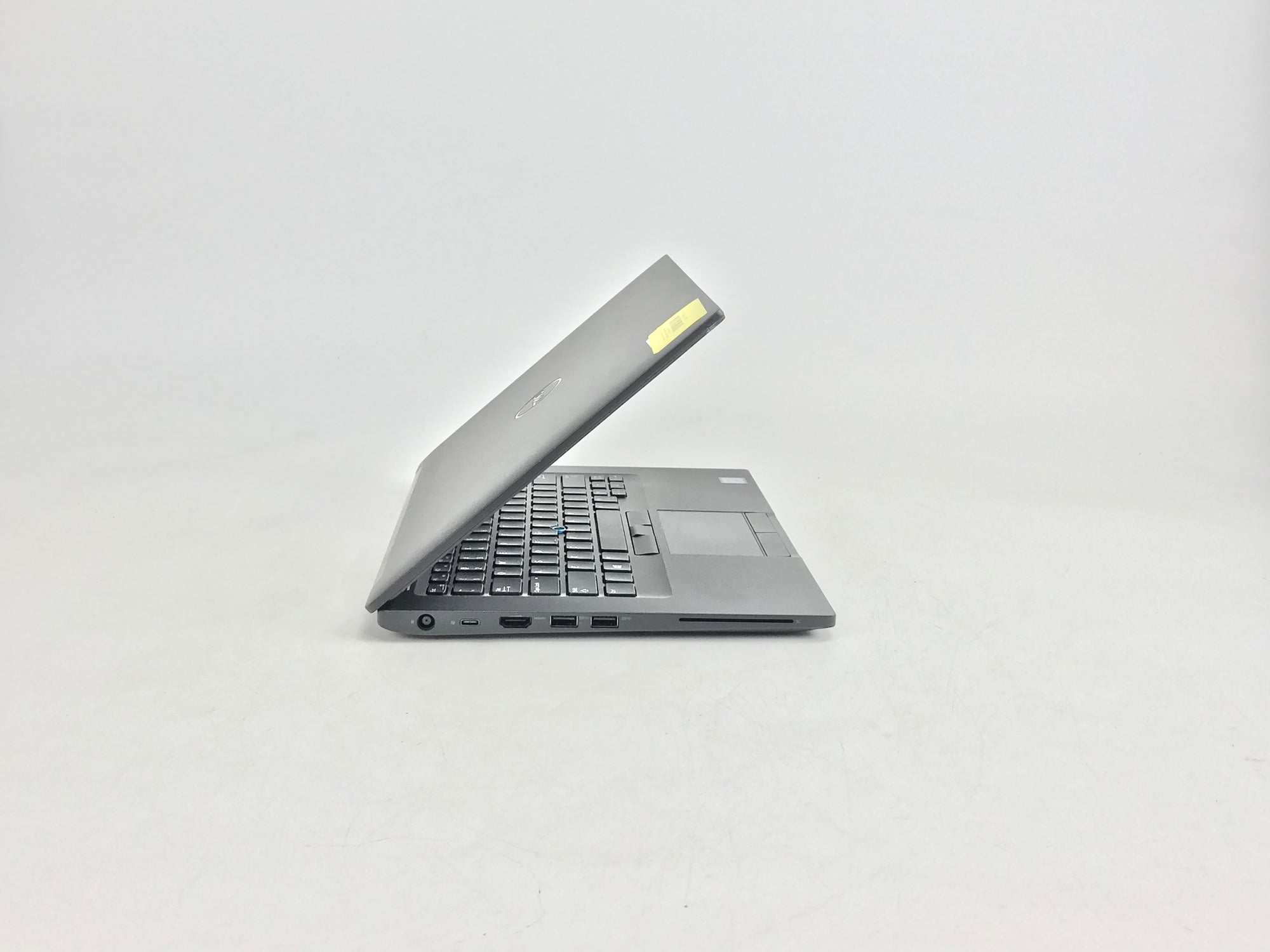 Dell Latitude 7490 14" Core i5 8th Gen 1.60GHz 8250U 1.6 GHz 8GB RAM 120GB SSD Windows 11 PRo